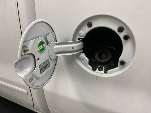 Used 2017 GMC Sierra 1500 SLE w/ SLE Value Package image 12