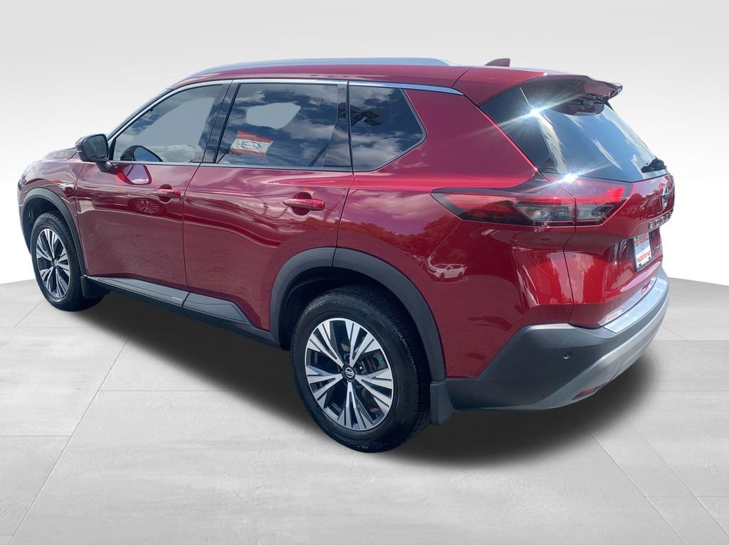 Used 2021 Nissan Rogue SV w/ Premium Package AWD/4WD image 3