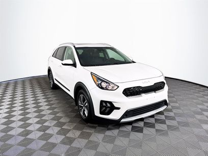 Certified 2022 Kia Niro LXS