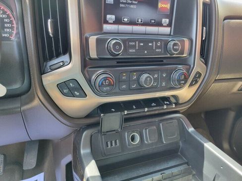 Used 2014 GMC Sierra 1500 Denali RWD image 17