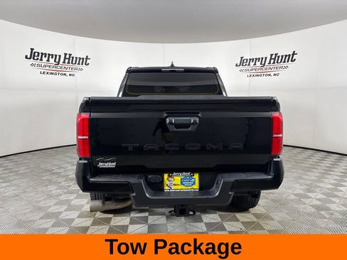 Used 2024 Toyota Tacoma SR5 AWD/4WD image 7