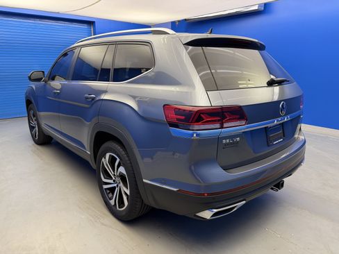 Used 2023 Volkswagen Atlas SEL AWD/4WD image 5