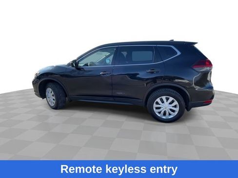 Used 2018 Nissan Rogue S image 7