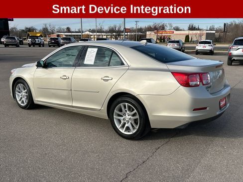 Used 2014 Chevrolet Malibu LT w/ Power Convenience Package image 3
