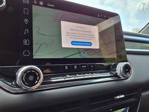 New 2025 GMC Canyon Elevation image 29