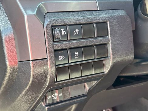 Used 2025 Toyota Tacoma TRD Sport image 70