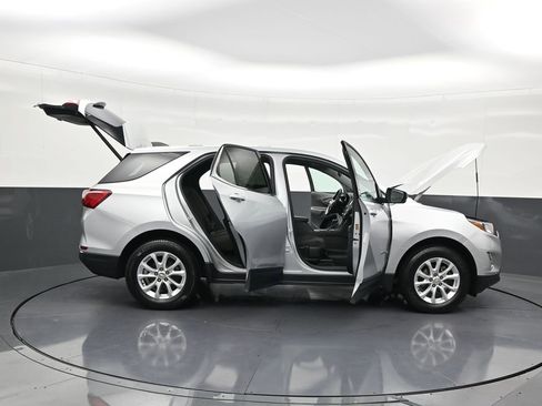 Used 2019 Chevrolet Equinox LT image 34