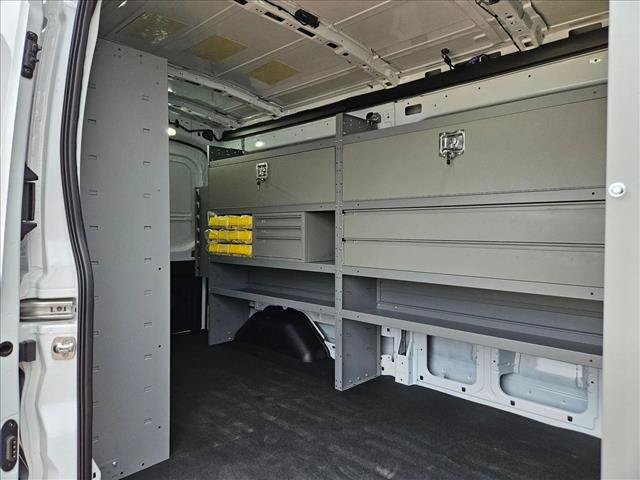 New 2026 Ford Transit 250 148 Medium Roof RWD image 8