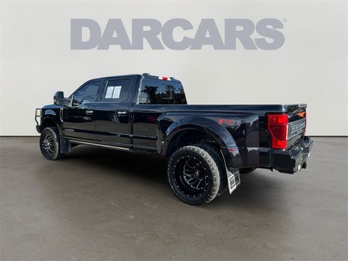Used 2022 Ford F350 Platinum w/ FX4 Off-Road Package image 5