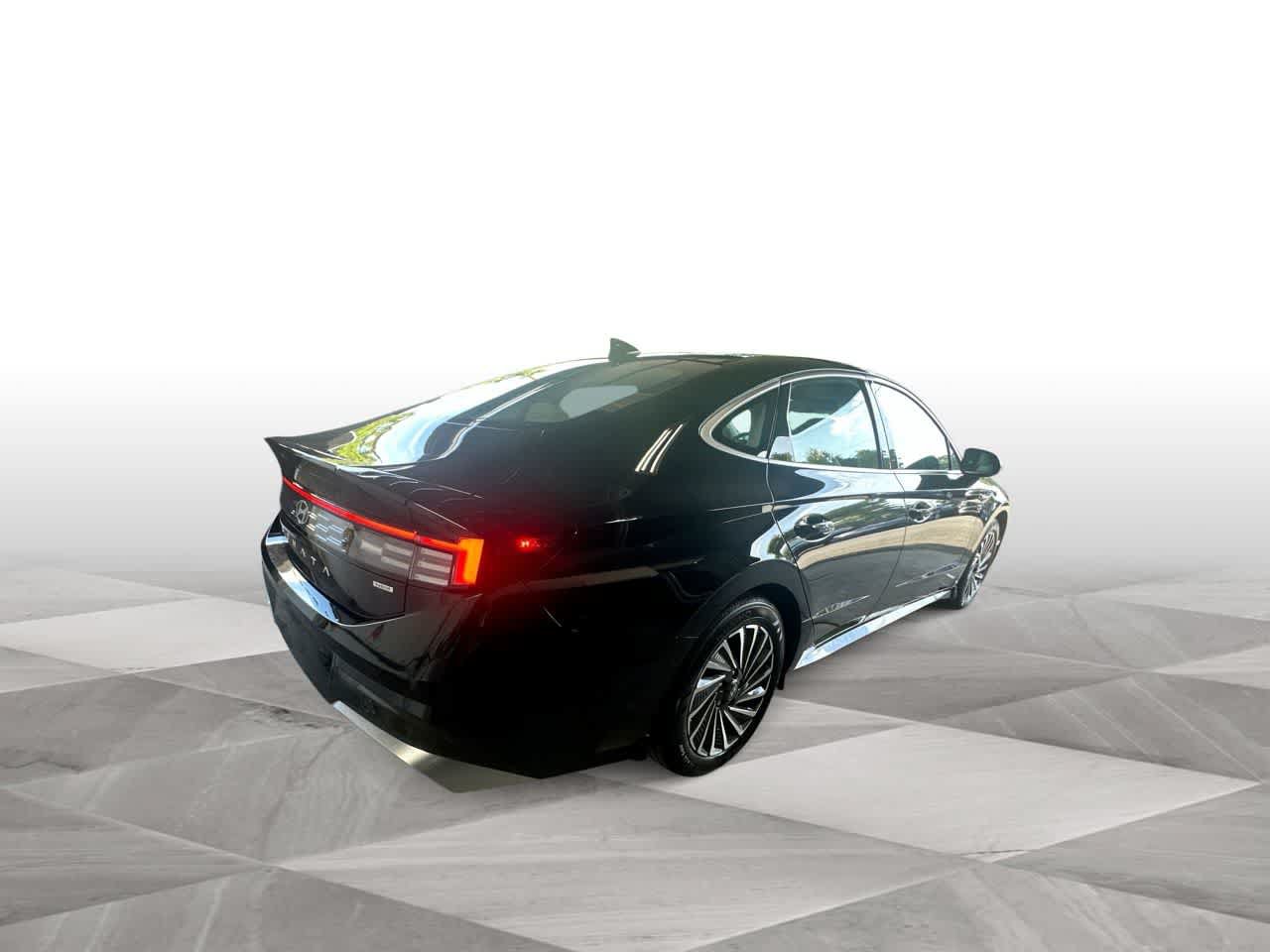 Used 2025 Hyundai Sonata SEL FWD image 8