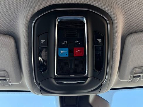 Certified 2023 Jeep Grand Cherokee L Laredo image 19