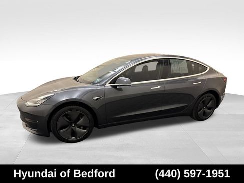 Used 2018 Tesla Model 3 Long Range AWD/4WD image 9