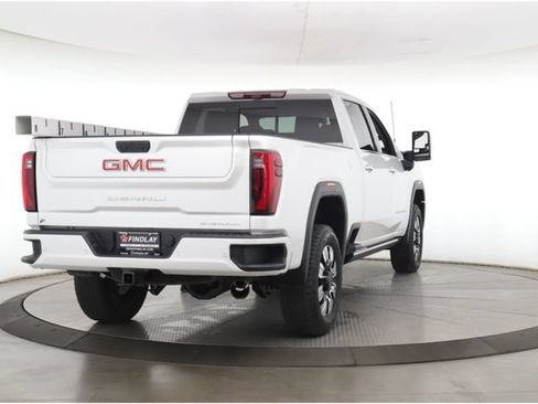Used 2024 GMC Sierra 2500 Denali w/ Denali Reserve Package AWD/4WD image 7