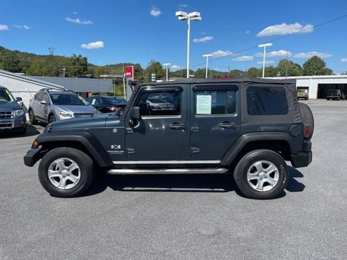 Used 2008 Jeep Wrangler Unlimited X w/ Trailer Tow Group AWD/4WD image 5