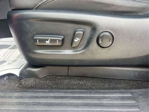 Used 2020 Toyota 4Runner SR5 Premium AWD/4WD image 32