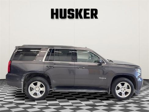 Used 2017 Chevrolet Tahoe LT image 2
