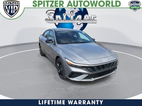 New 2026 Hyundai Elantra Sport image 2