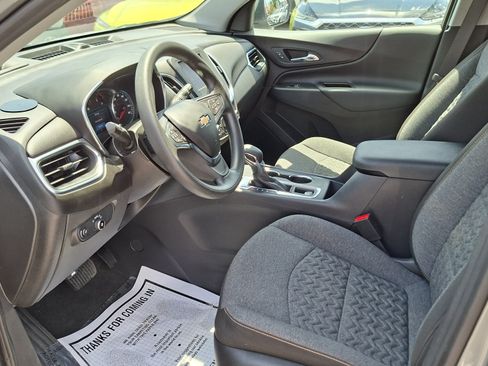 Used 2023 Chevrolet Equinox LT AWD/4WD image 9
