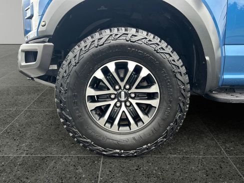 Used 2019 Ford F150 Raptor w/ Equipment Group 802A Luxury AWD/4WD image 4