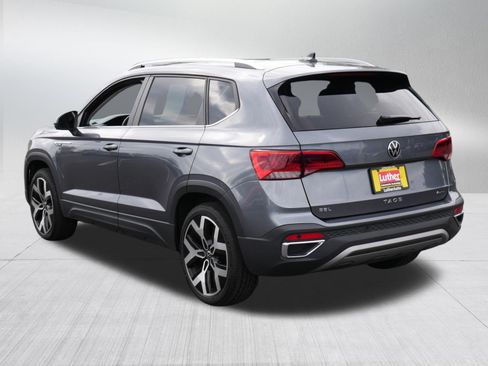 Used 2022 Volkswagen Taos SEL AWD/4WD image 5