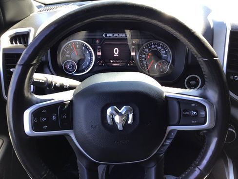 Used 2020 RAM 1500 Big Horn AWD/4WD image 11