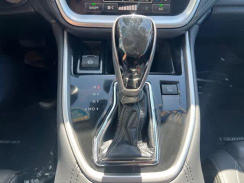 Certified 2024 Subaru Outback Touring AWD/4WD image 31