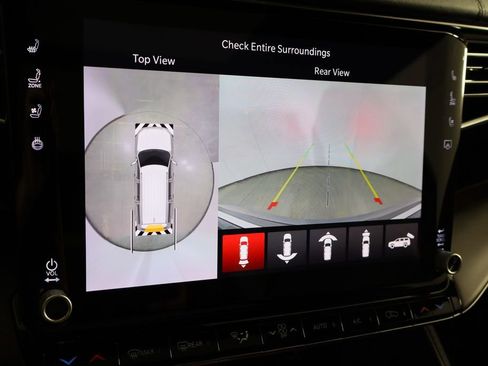 Used 2023 Jeep Grand Wagoneer Series II w/ Premium Group II image 43