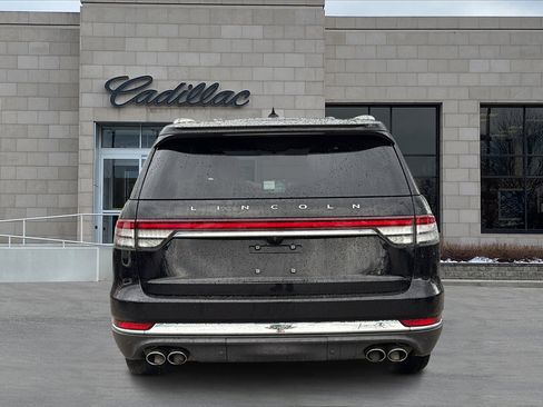 Used 2020 Lincoln Aviator Reserve w/ Equipment Group 201A image 6