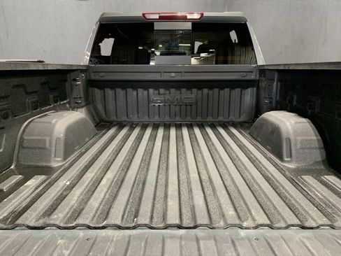 Used 2025 GMC Sierra 1500 Elevation w/ Elevation Premium Package image 27