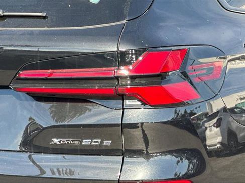 New 2026 BMW X5 xDrive50e w/ M Sport Package image 27