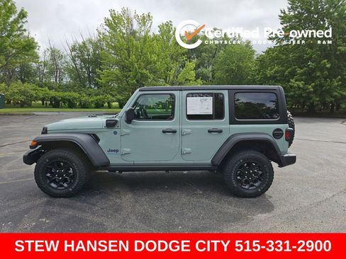 Used 2023 Jeep Wrangler Unlimited w/ Cold Weather Group AWD/4WD image 1