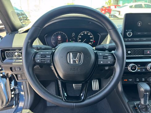 Used 2025 Honda Civic Sport image 25