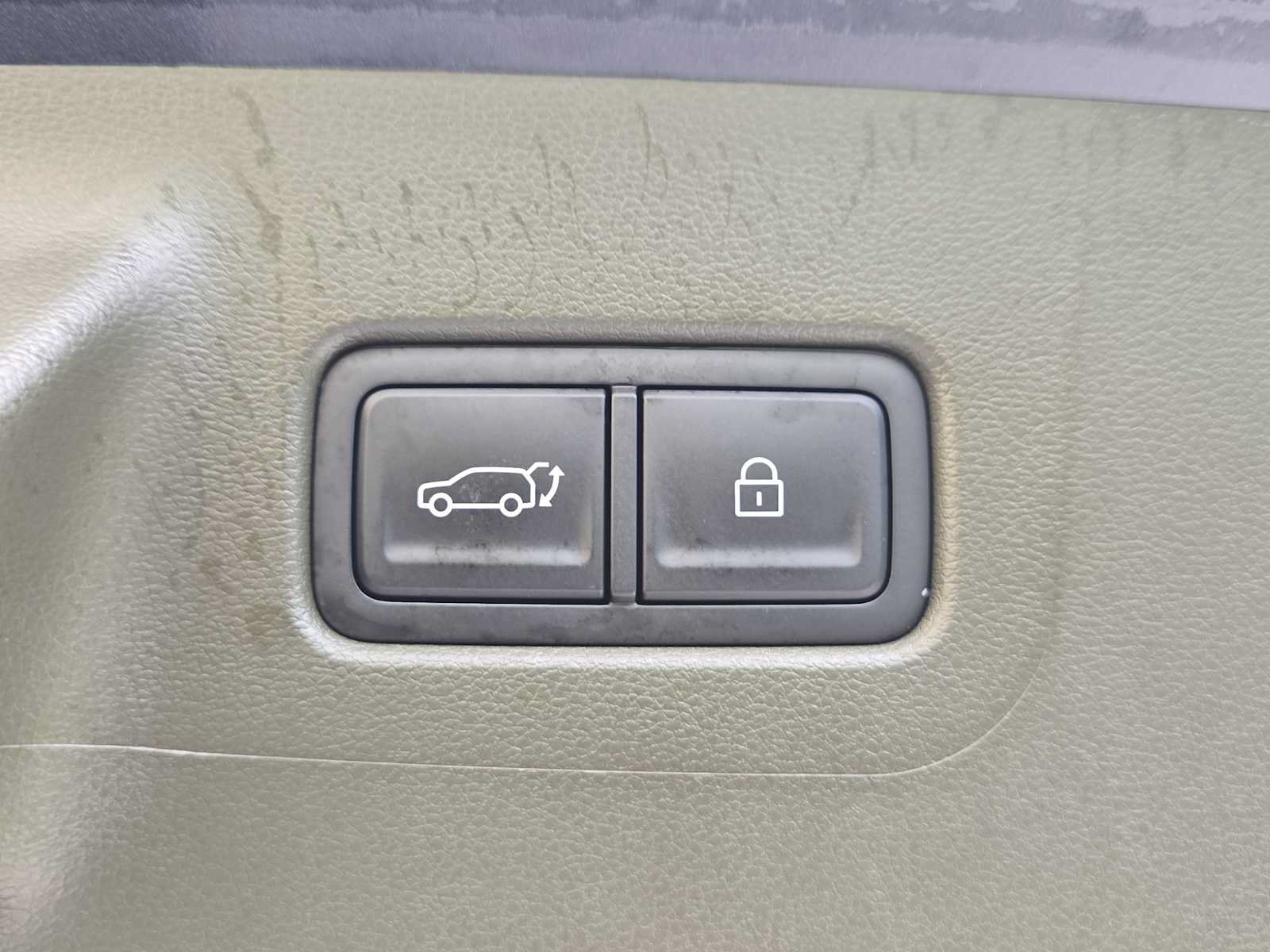 Used 2025 Hyundai Santa Fe Calligraphy FWD image 12