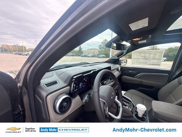 New 2026 Chevrolet Colorado ZR2 w/ Technology Package AWD/4WD image 22
