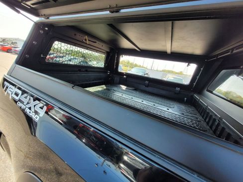 Used 2022 Toyota Tacoma TRD Off-Road image 39