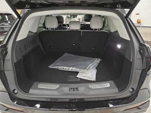 New 2026 Lincoln Nautilus Reserve w/ Jet Appearance Package image 6