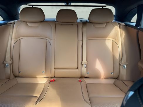 Used 2024 Lucid Air Touring image 11