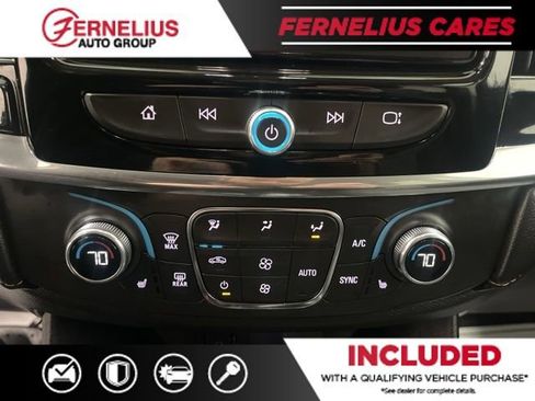 Used 2021 Chevrolet Traverse LT image 47