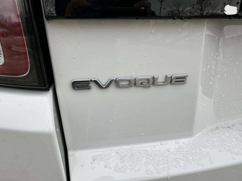 Used 2018 Land Rover Range Rover Evoque image 29