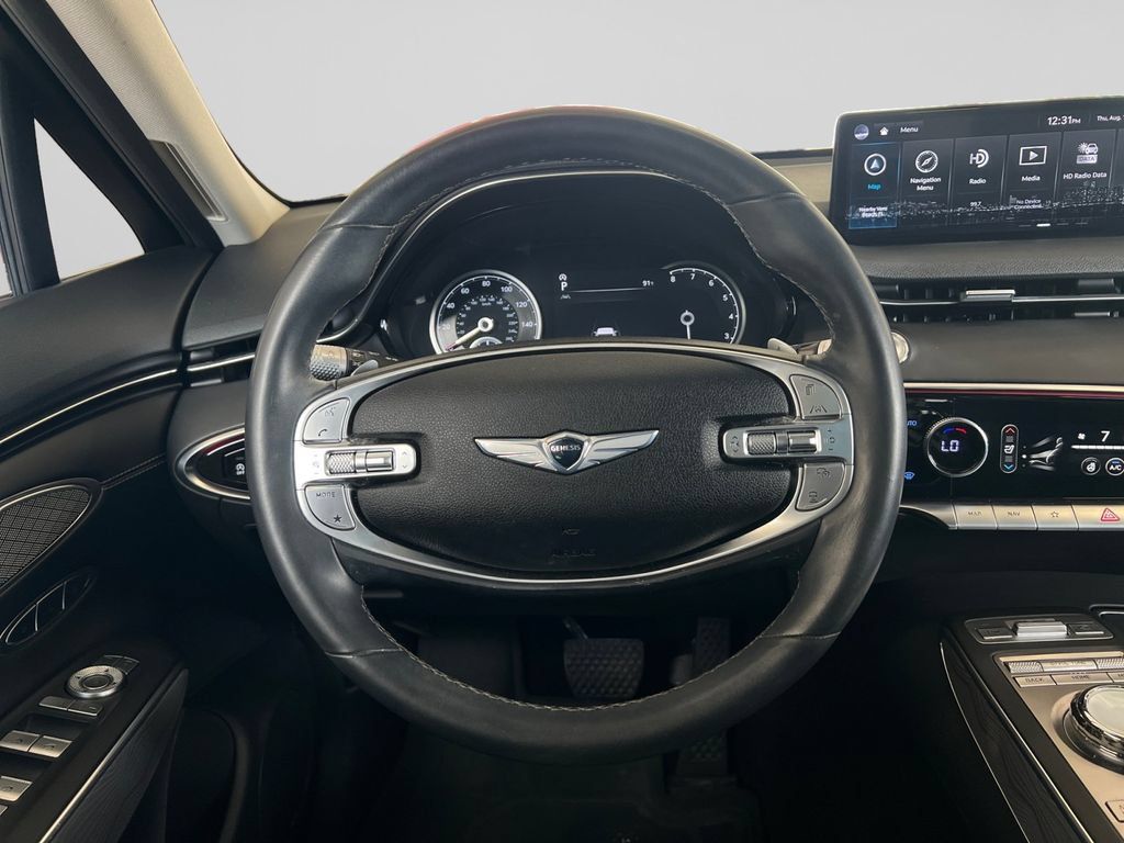 Used 2022 Genesis GV70 2.5T w/ Advanced Package AWD/4WD image 14