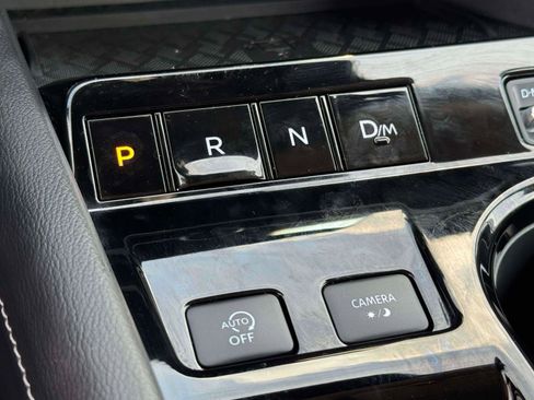 Certified 2025 Nissan Murano SV AWD/4WD image 28