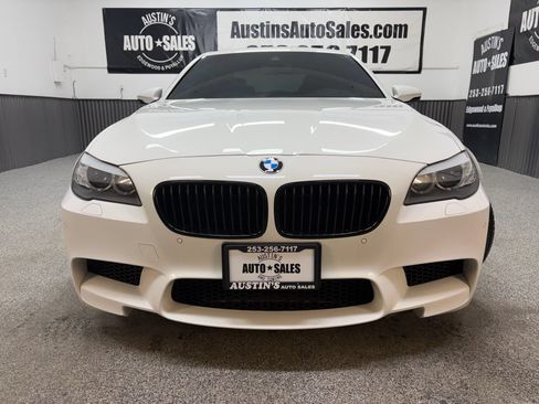 Used 2013 BMW M5 w/ Executive Pkg RWD image 5
