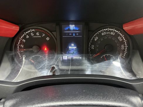 Used 2021 Toyota Tacoma SR AWD/4WD image 25