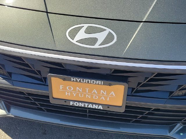 New 2026 Hyundai Elantra SEL Sport FWD image 32