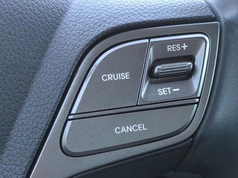 Used 2017 Hyundai Santa Fe Sport FWD image 23