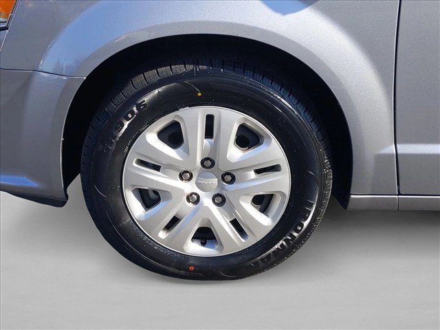 Used 2018 Dodge Grand Caravan SE w/ UConnect Hands-Free Group FWD image 22