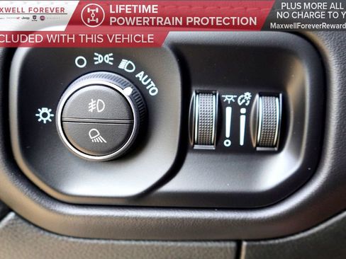 Used 2025 RAM 3500 Limited image 16