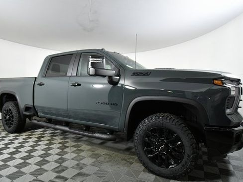 Used 2026 Chevrolet Silverado 2500 LT w/ Trail Boss Package image 9