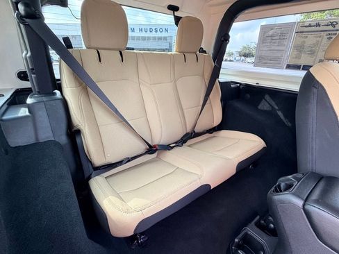 Used 2022 Jeep Wrangler Sport AWD/4WD image 15