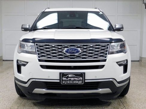 Used 2019 Ford Explorer Platinum image 4